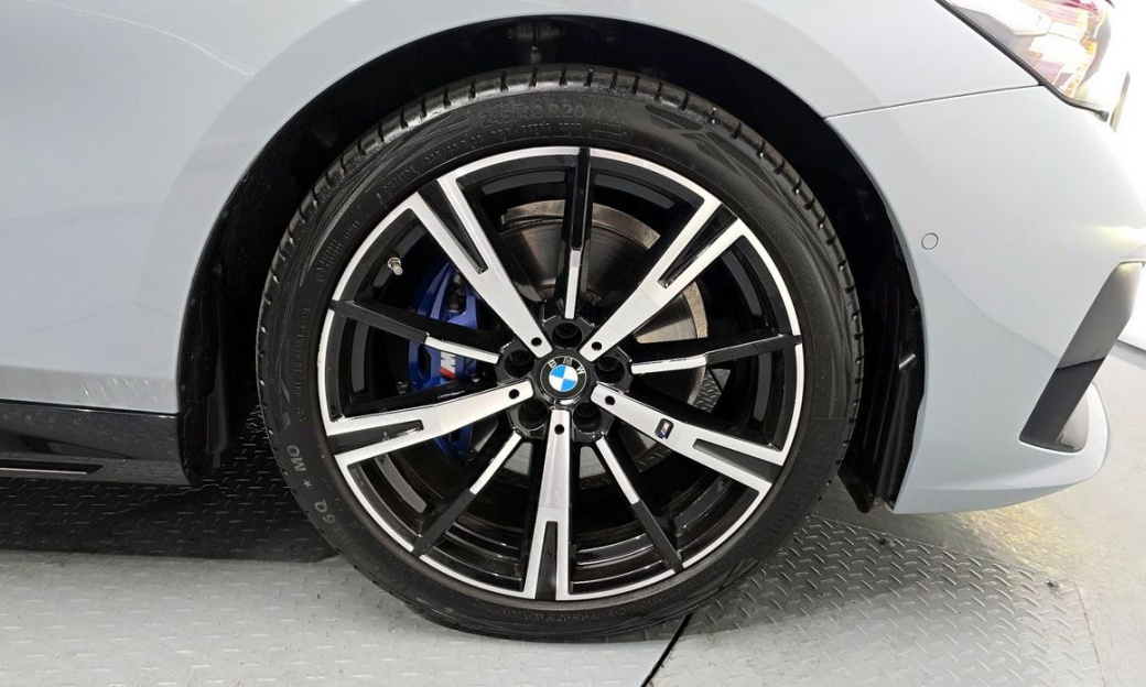 BMW 5-Series 530i xDrive M Sport, 2025