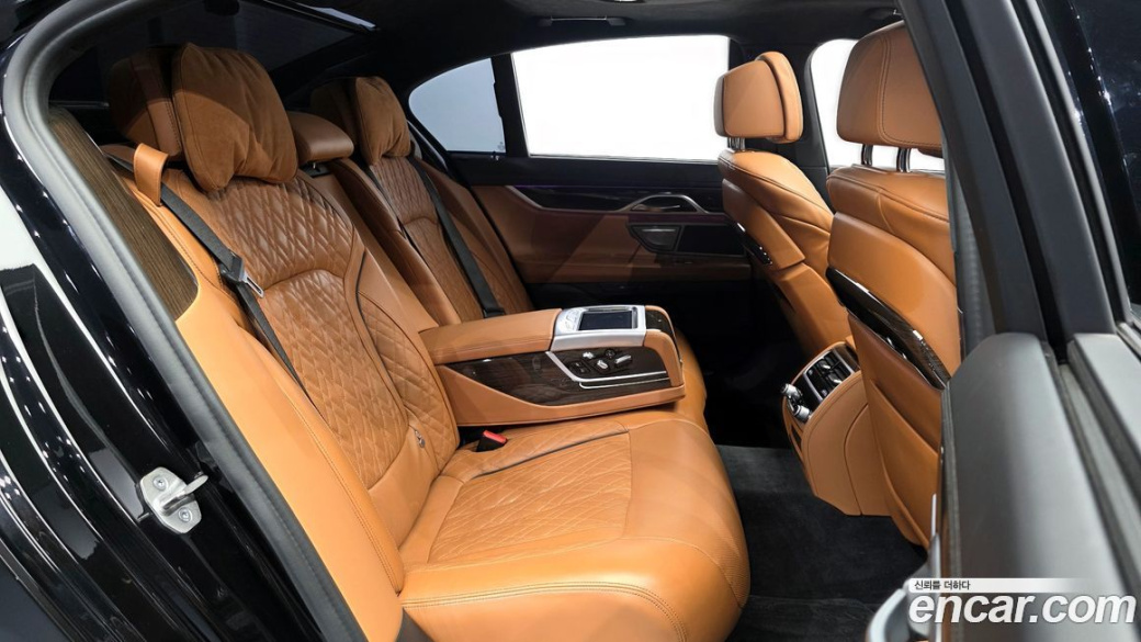 BMW 7-Series 730d xDrive Design Pure Excellence, 2022