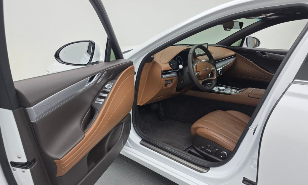 Genesis G80 Gasoline 2.5 Turbo AWD, 2023