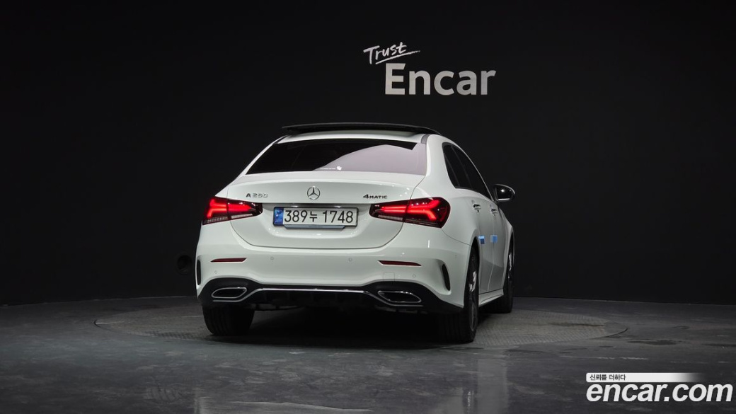 Mercedes-Benz A-Class A250 4MATIC Sedan, 2023