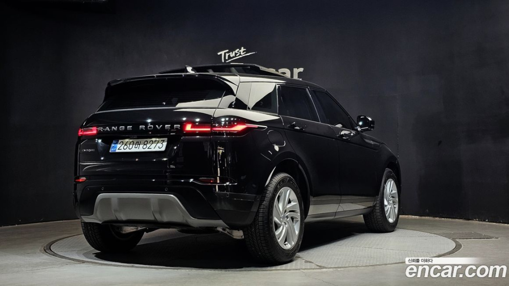 Land Rover Range Rover Evoque P250 S, 2025