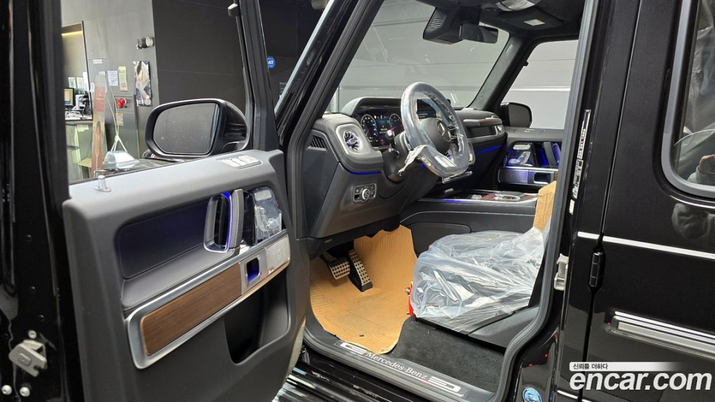 Mercedes-Benz G-Class G450d, 2026