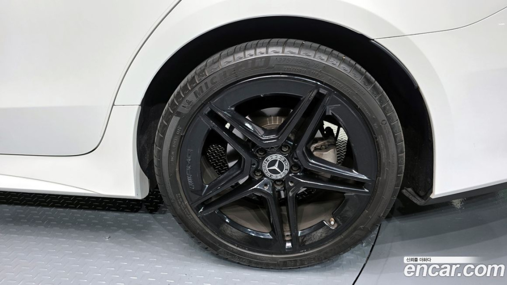 Mercedes-Benz CLS-Class CLS300d 4MATIC, 2022