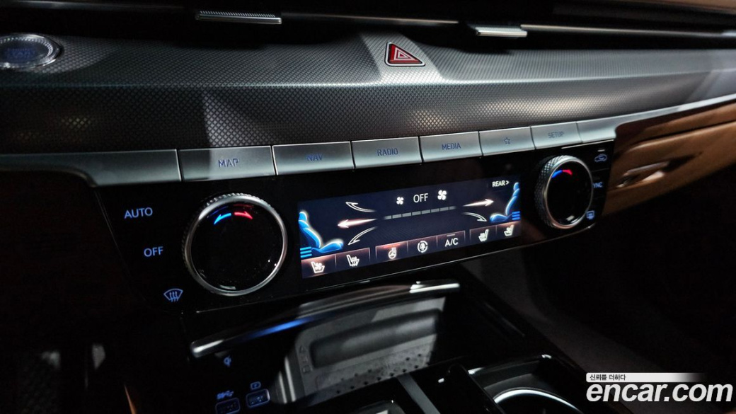 Genesis G80 Gasoline 2.5 Turbo AWD, 2024