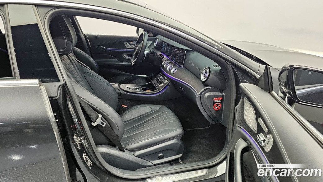 Mercedes-Benz CLS-Class CLS300d 4MATIC, 2022