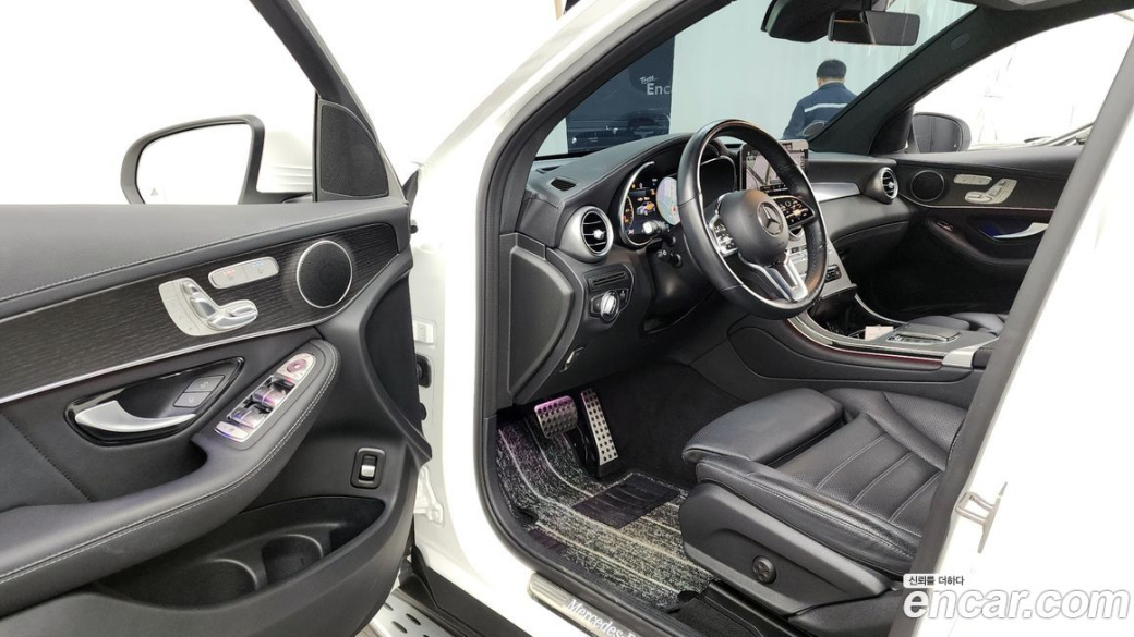 Mercedes-Benz GLC-Class GCL300 4MATIC Coupe, 2023