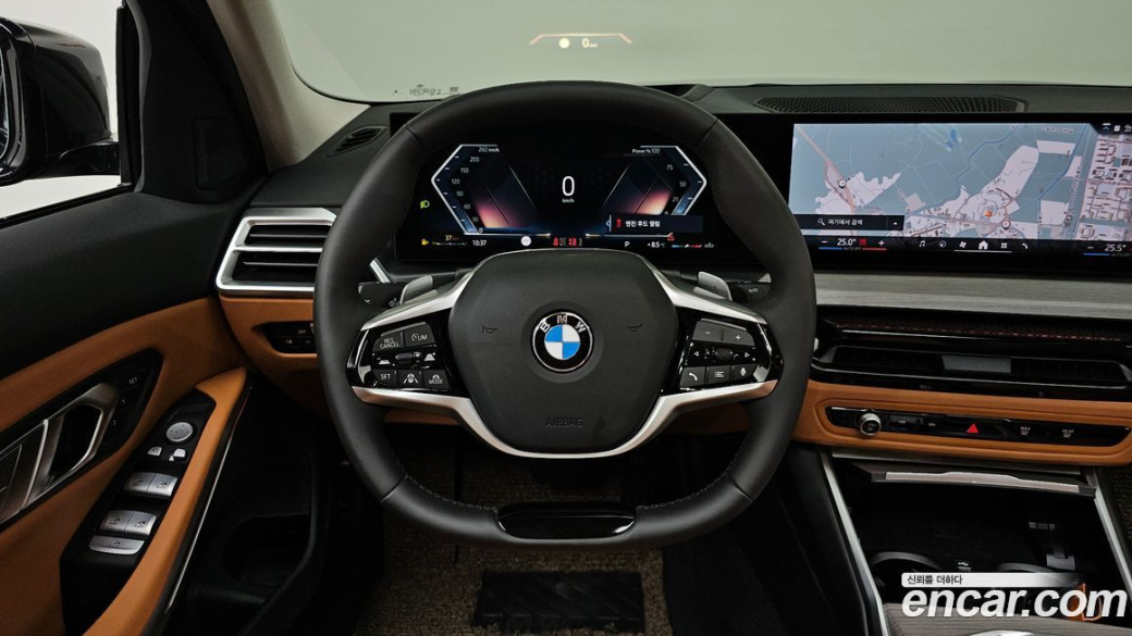 BMW 3-Series 320i, 2025