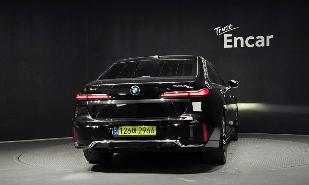 BMW 7-Series 740d xDrive M Sport, 2024