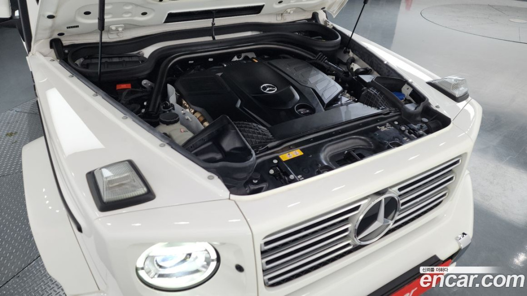 Mercedes-Benz G-Class G400d, 2023