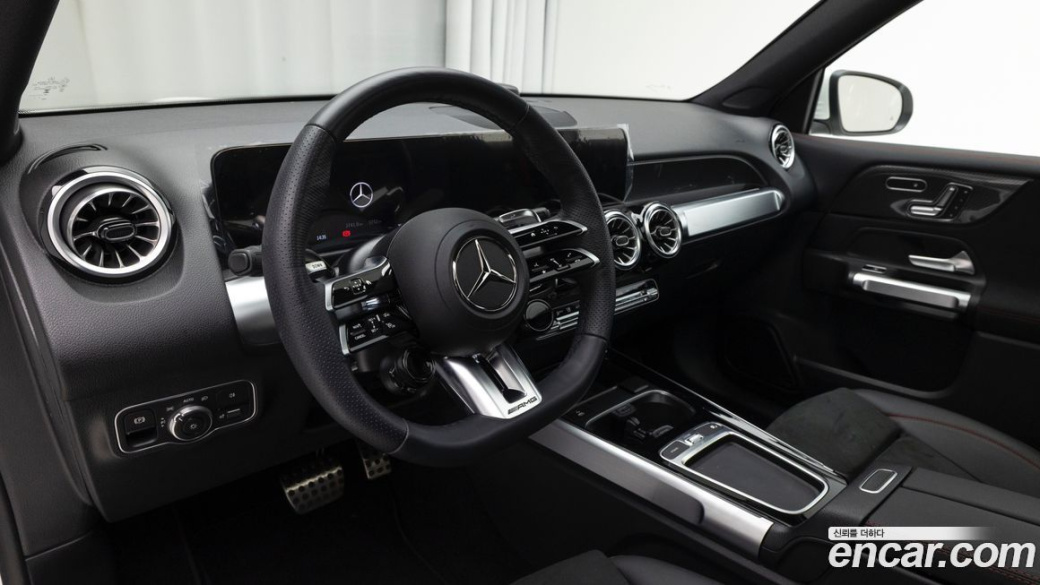 Mercedes-Benz GLB-Class AMG GLB35 4MATIC, 2025