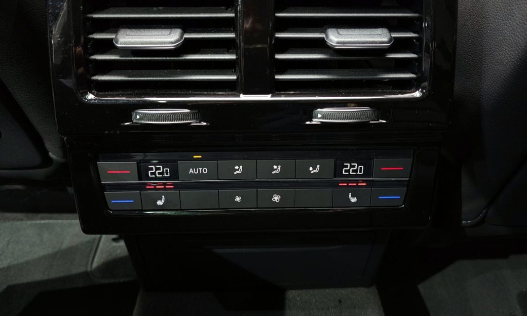 Volkswagen Touareg 3.0 TDI Prestige, 2024