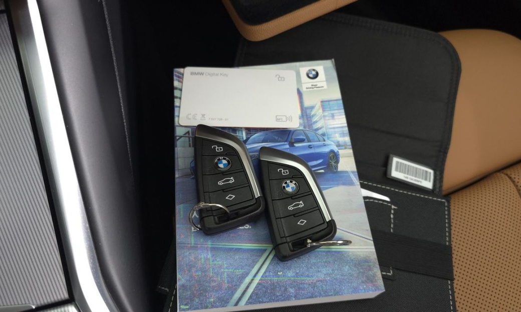 BMW 3-Series 320i M Sport, 2022