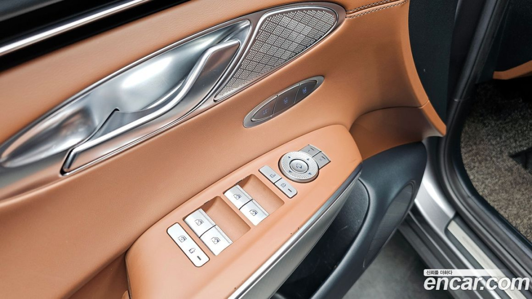 Genesis GV70 2.5T Gasoline 2WD, 2021