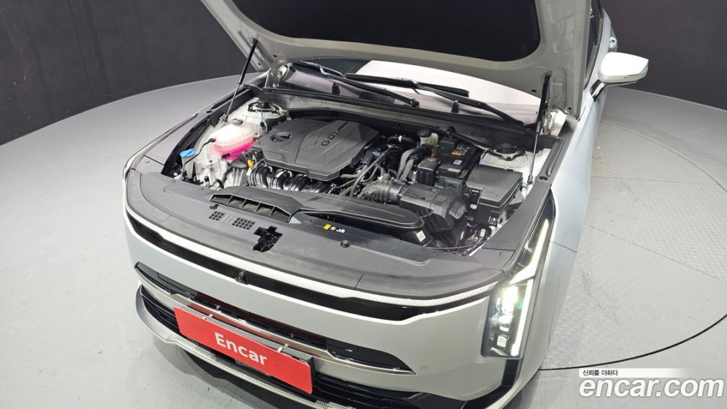 Kia K8 2.5 Gasoline 2WD, 2025