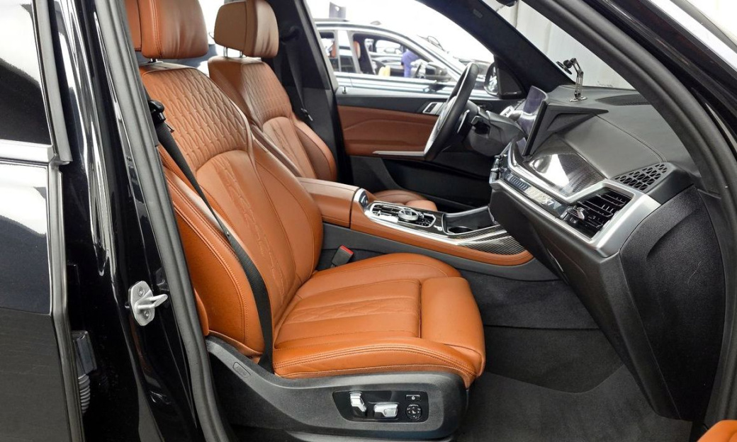 BMW X7 xDrive 40d M Sport 6STR, 2025
