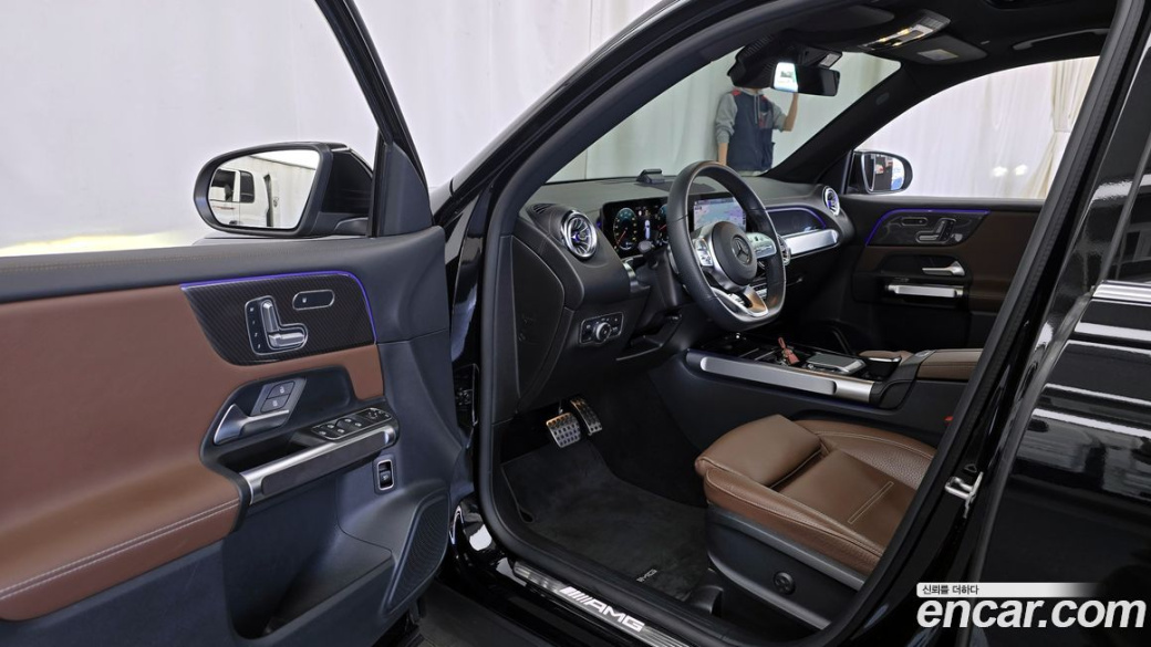 Mercedes-Benz GLB-Class AMG GLB35 4MATIC, 2021