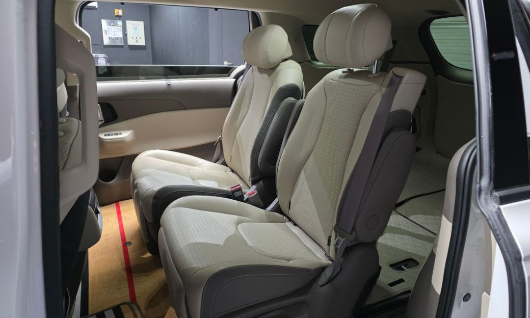 Kia Carnival 7-Seater Noblesse, 2025
