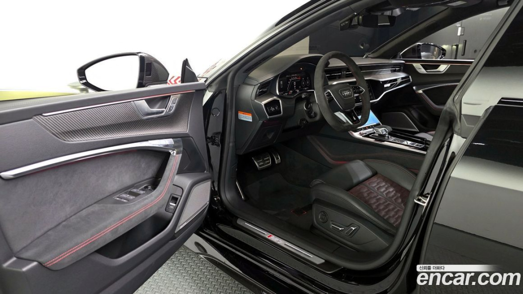 Audi RS7 4.0 TFSI Quattro Performance, 2025
