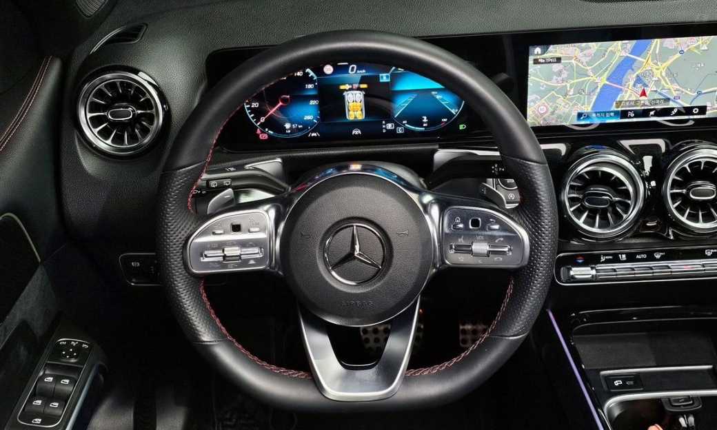 Mercedes-Benz GLB-Class GLB250 4MATIC, 2023
