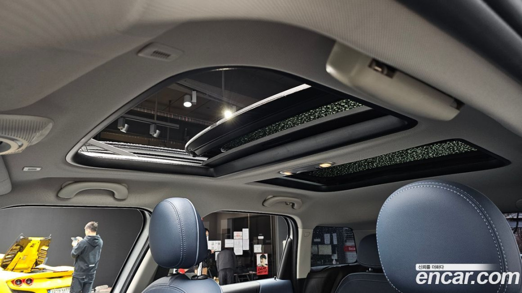 Mini Countryman ALL4 Classic Launch Pack, 2023
