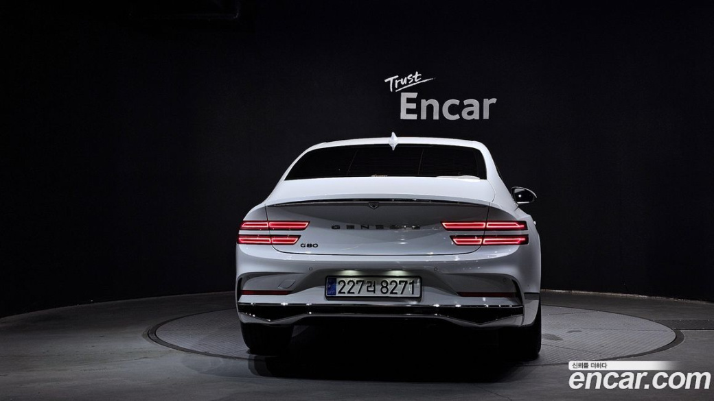 Genesis G80 Gasoline 2.5 Turbo 2WD, 2025