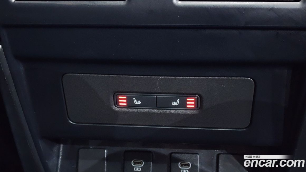 Land Rover Defender 110 D250 SE, 2023