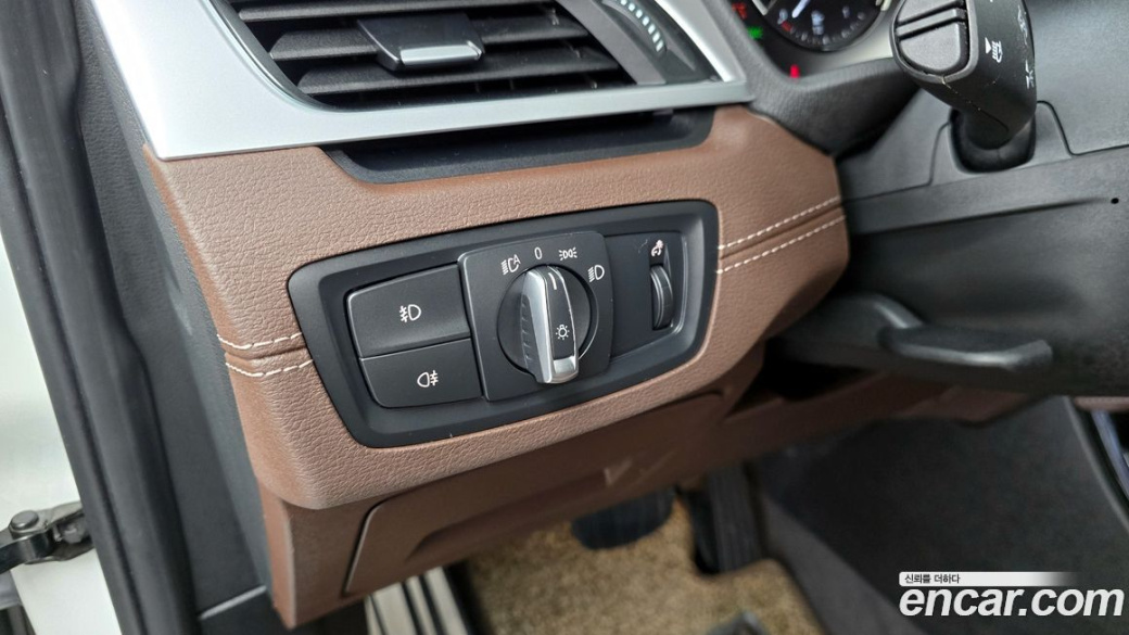 BMW X1 xDrive 20i M Sport, 2022
