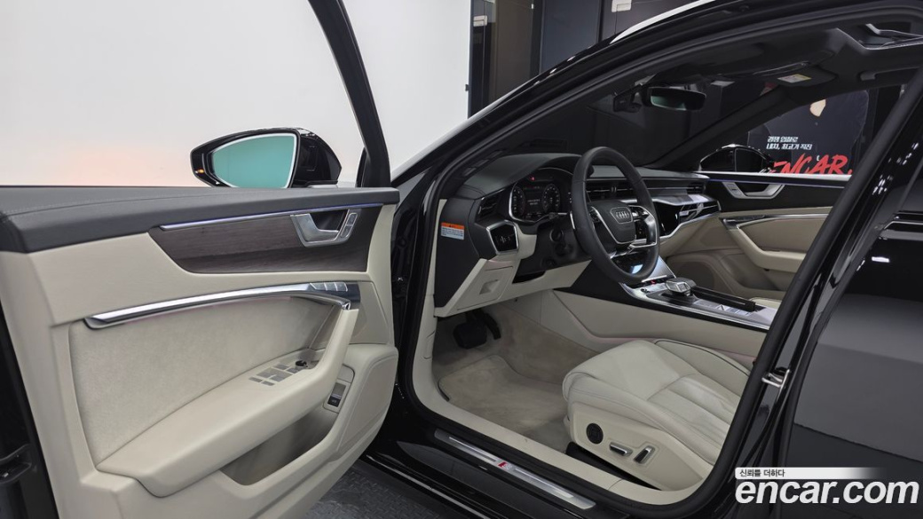 Audi A6 45 TFSI Premium, 2025