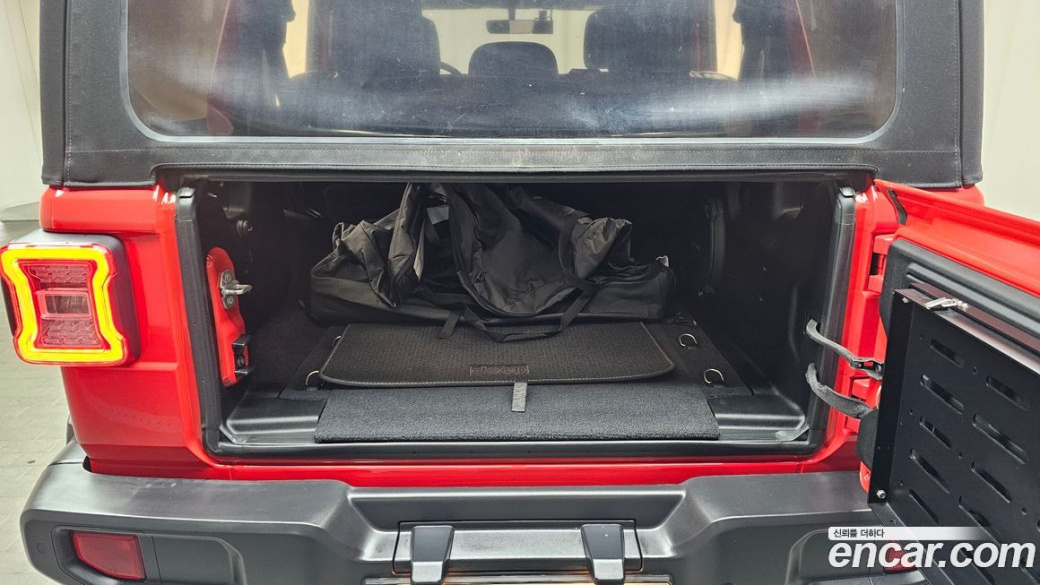 Jeep Wrangler 2.0 Overland 4Door, 2021