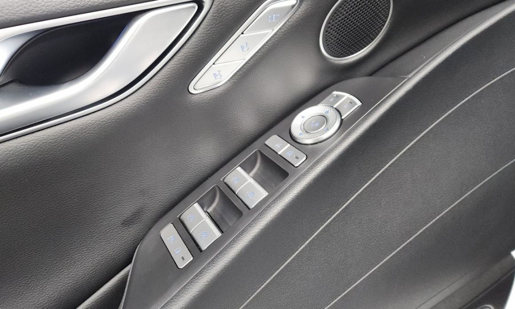 Genesis G80 Gasoline 2.5 Turbo AWD, 2022