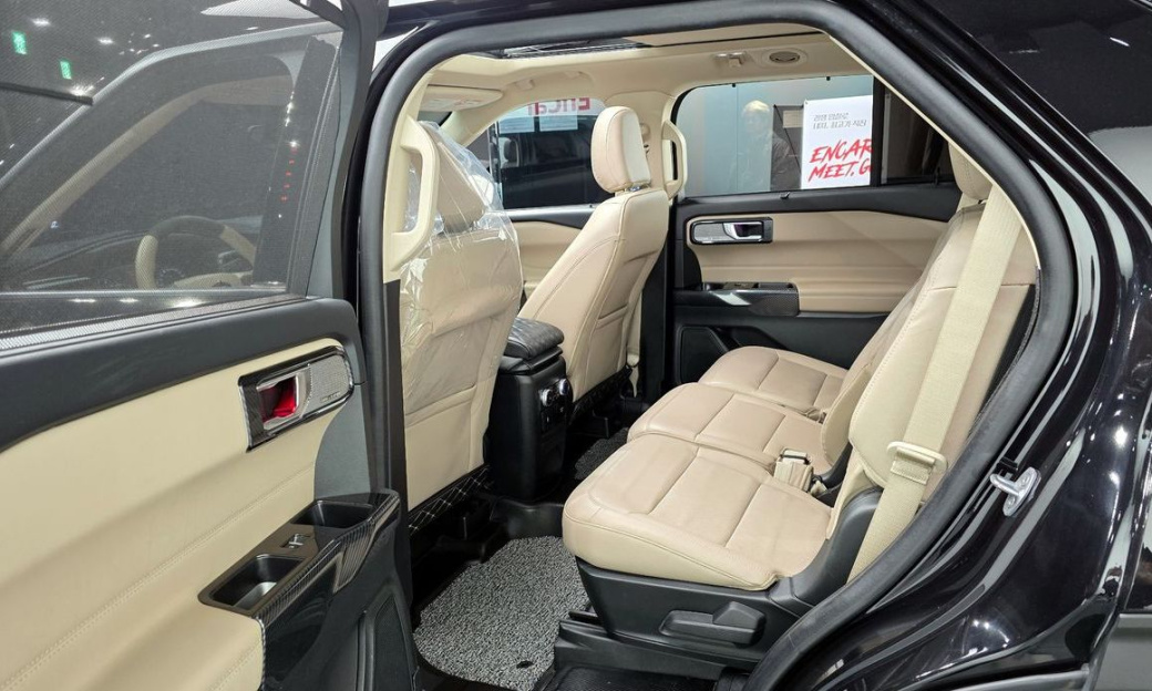 Ford Explorer 2.3 LimIted 4WD, 2022