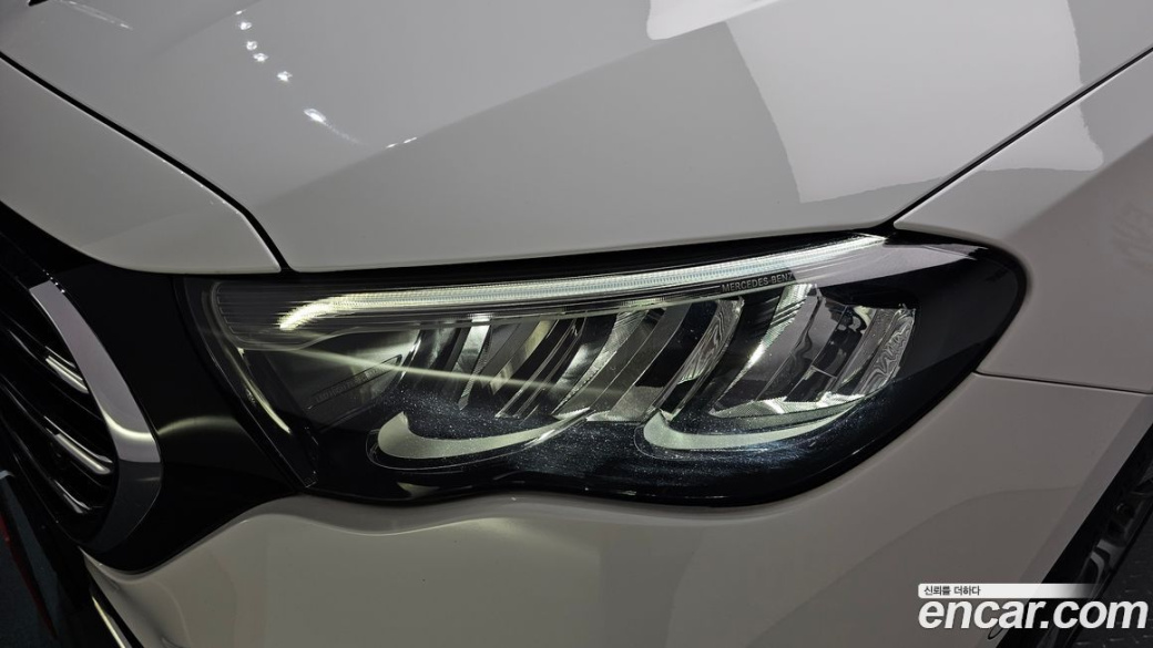 Mercedes-Benz E-Class E220d 4MATIC Exclusive, 2024