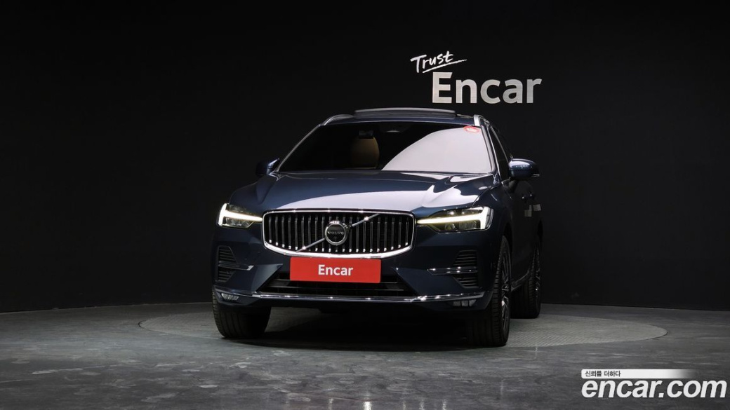 Volvo XC60 B5 Inscription, 2022