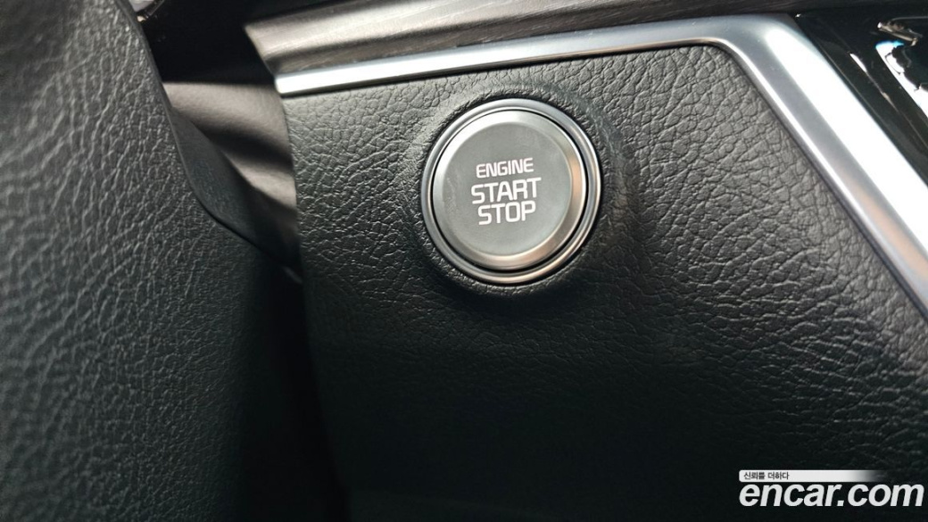 Kia Mohave Diesel 3.0 4WD 7-Seater, 2024