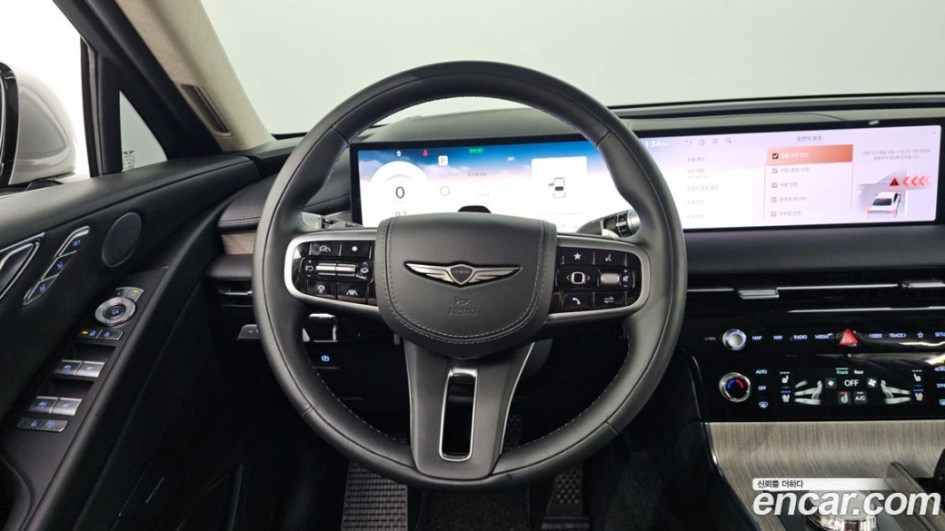 Genesis G80 Gasoline 2.5 Turbo AWD, 2025