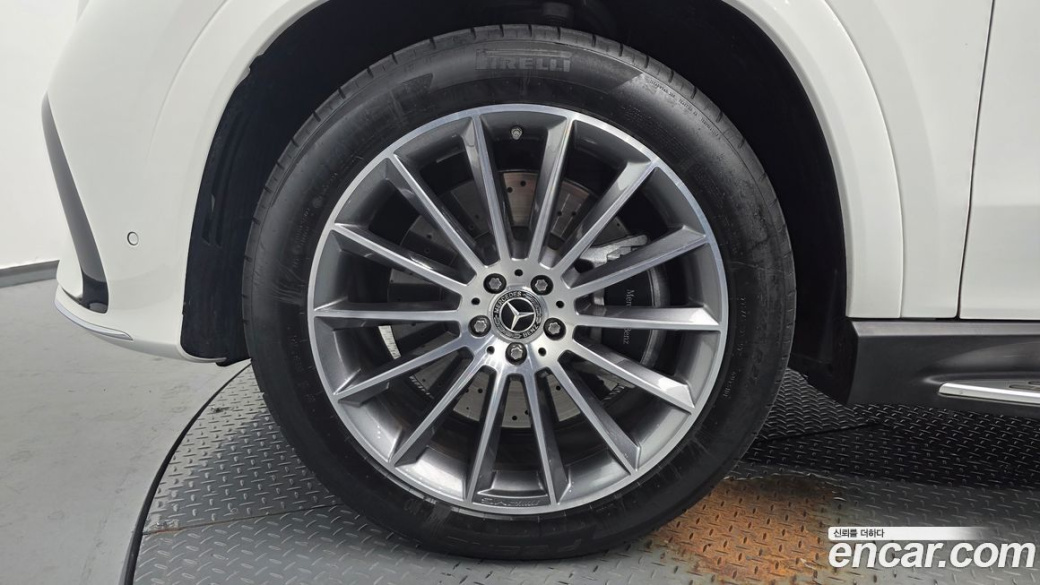 Mercedes-Benz GLE-Class GLE450 4MATIC, 2025