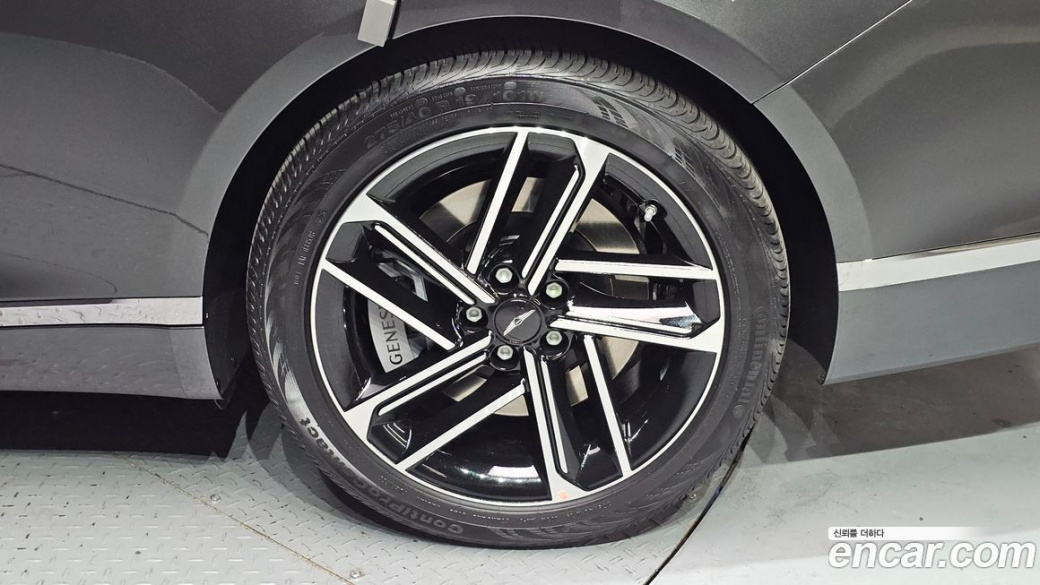 Genesis G80 Gasoline 2.5 Turbo AWD, 2026