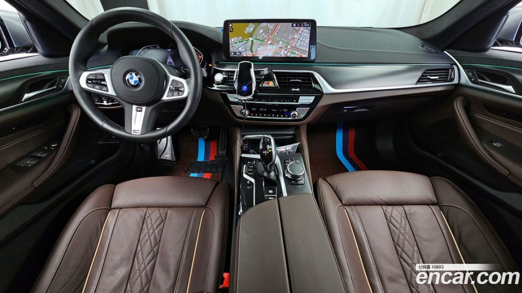 BMW 5-Series 523d M Sport, 2023