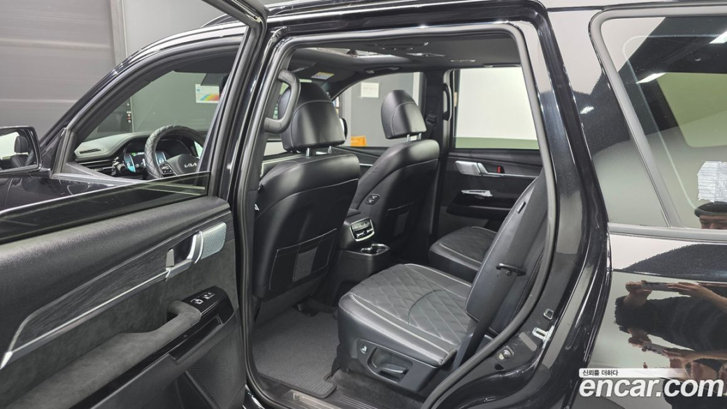 Kia Mohave Diesel 3.0 4WD 6-Seater, 2023