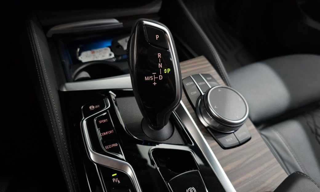 BMW Gran Turismo 630i xDrive Luxury, 2023