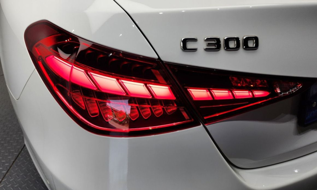 Mercedes-Benz C-Class C300 4MATIC Avantgarde, 2023
