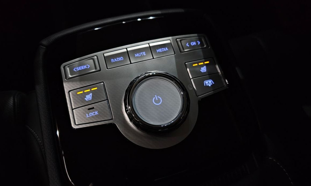 Genesis G80 Gasoline 2.5 Turbo 2WD, 2024