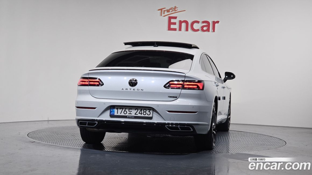 Volkswagen Arteon 2.0 TDI R-LIINE 4Motion, 2022