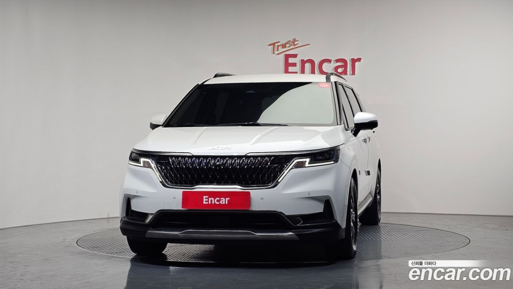 Kia Carnival 9-Seater Signature, 2023
