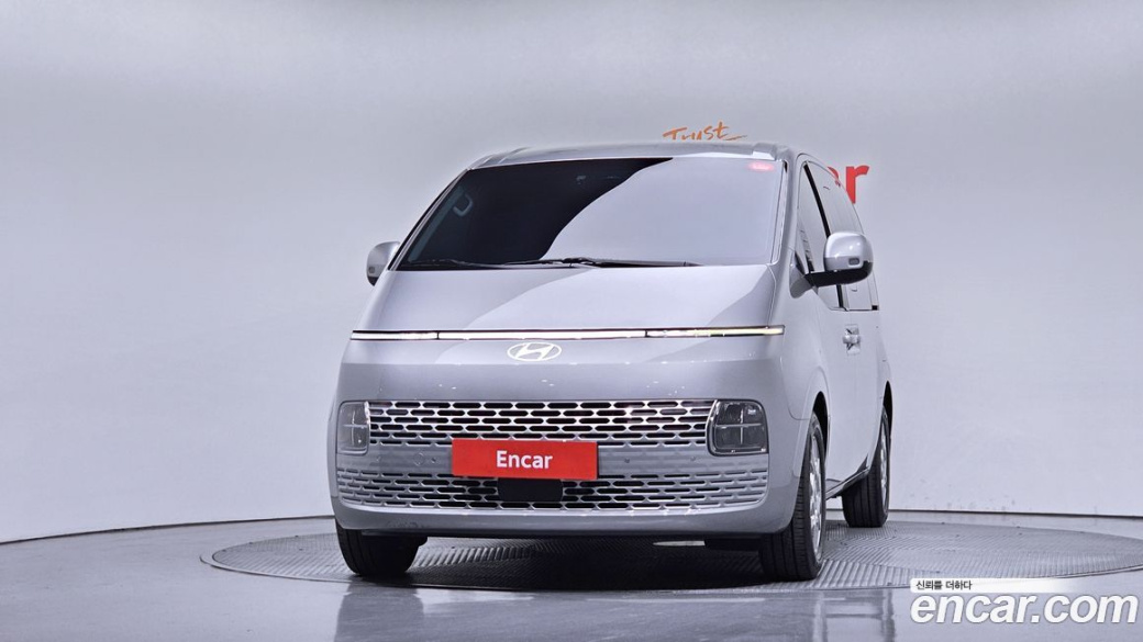 Hyundai Staria Cargo 5-Seater, 2025