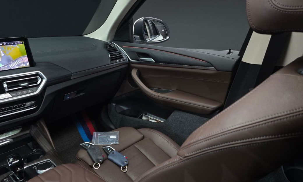 BMW X4 xDrive20i xLine, 2024
