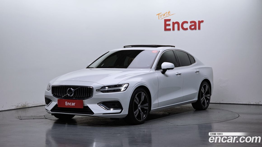 Volvo S60 B5 Inscription, 2022