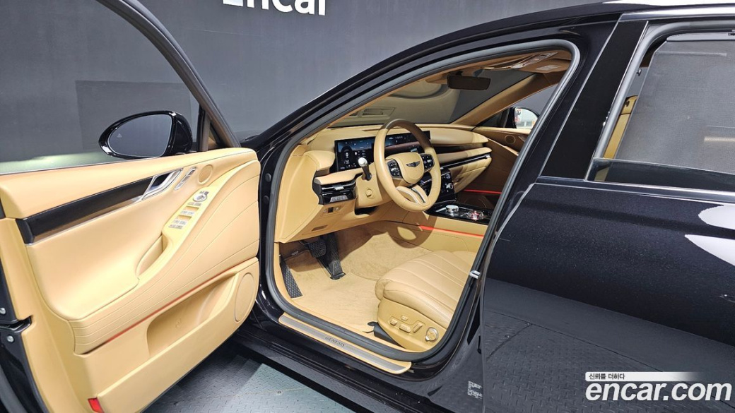 Genesis G80 Gasoline 2.5 Turbo AWD, 2025