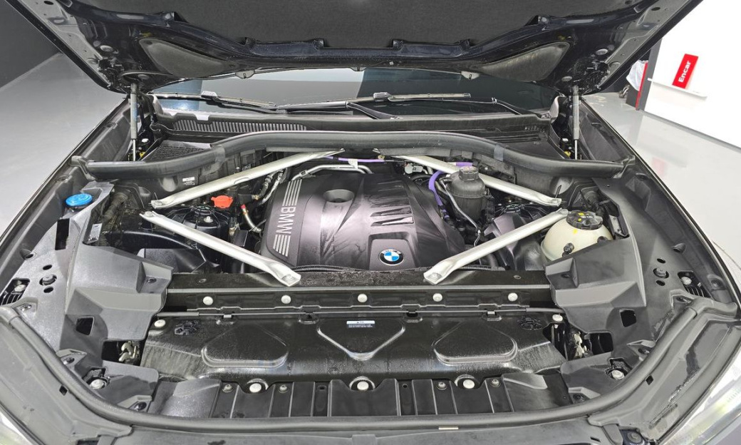 BMW X5 xDrive 40i M Sport, 2024