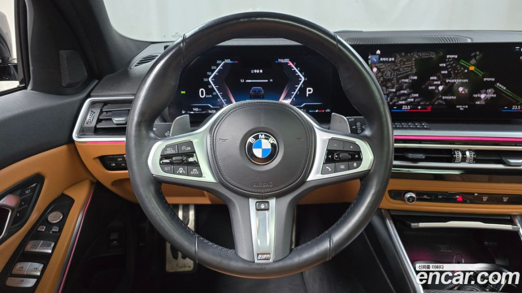 BMW 3-Series 320i Touring M Sports, 2023